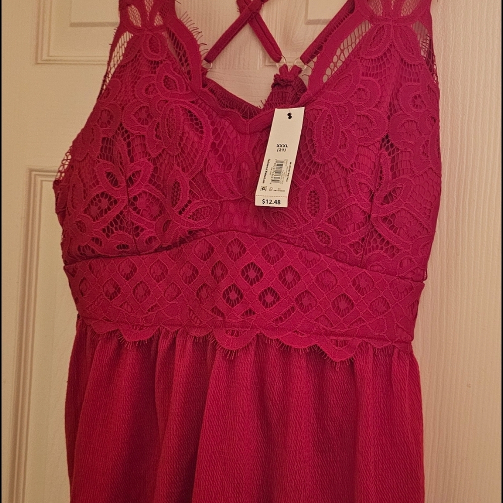 Women's Red Lace Peplum Cami Top - Picture 2 of 6